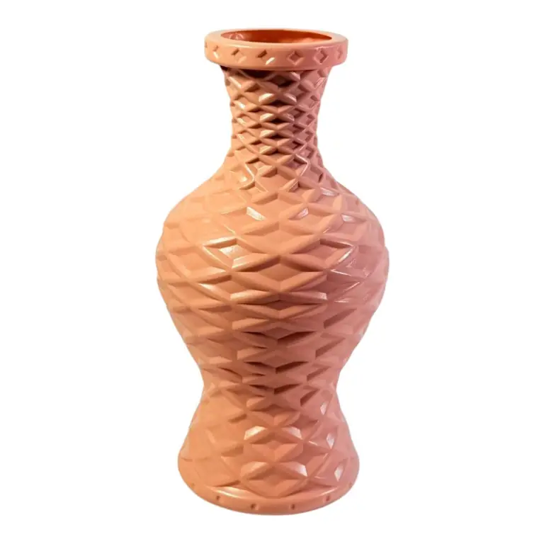 Vază decorativă din plastic model amforă împletit 28 cm x 11 cm culoare piersică - Outlet