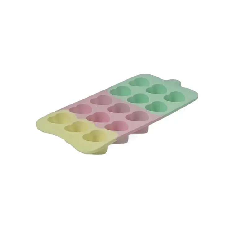 Forme din Silicon cu 15 Compartimente, Design Inimă, Dimensiuni 21.1x10.5x1.8 cm - Economii suplimentare