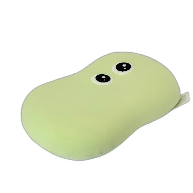 Produs recomandat - Pernă Ergonomică Decorativă în Formă de Arahide – Design cu Ochi Veseli, Disponibilă în Mai Multe Culori