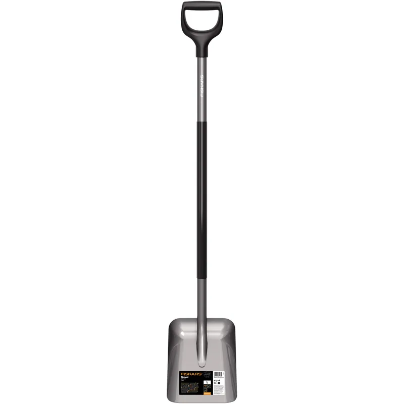 Lopata pentru nisip Fiskars Ergonomic 1066712, coada din otel, 132 cm lungime, 2 kg - Ofertă excelentă