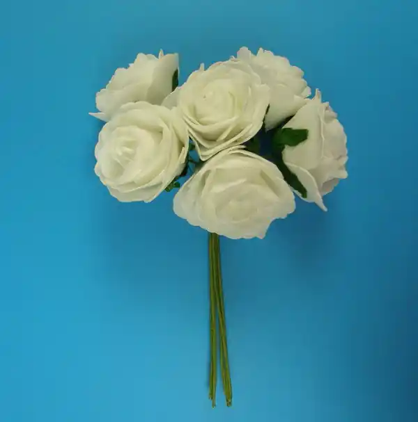 Buchet de trandafiri, alb, spuma | Bestseller
