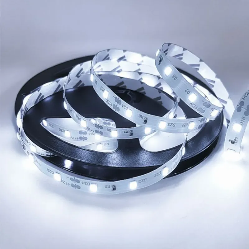 Banda LED 12V 4.8W/M 60LED/M IP20 R2835, lumina rece PCB 8MM PIN 5.4MM- rola de 5m | Favoritul clienților